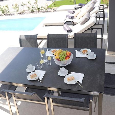 Meerbrise - Luxury Villa Banjole Extérieur photo