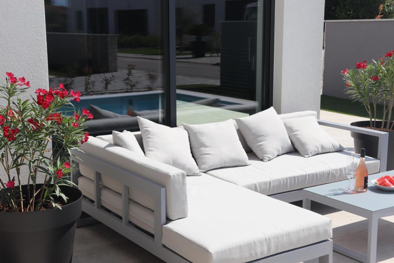 Meerbrise - Luxury Villa Banjole Extérieur photo
